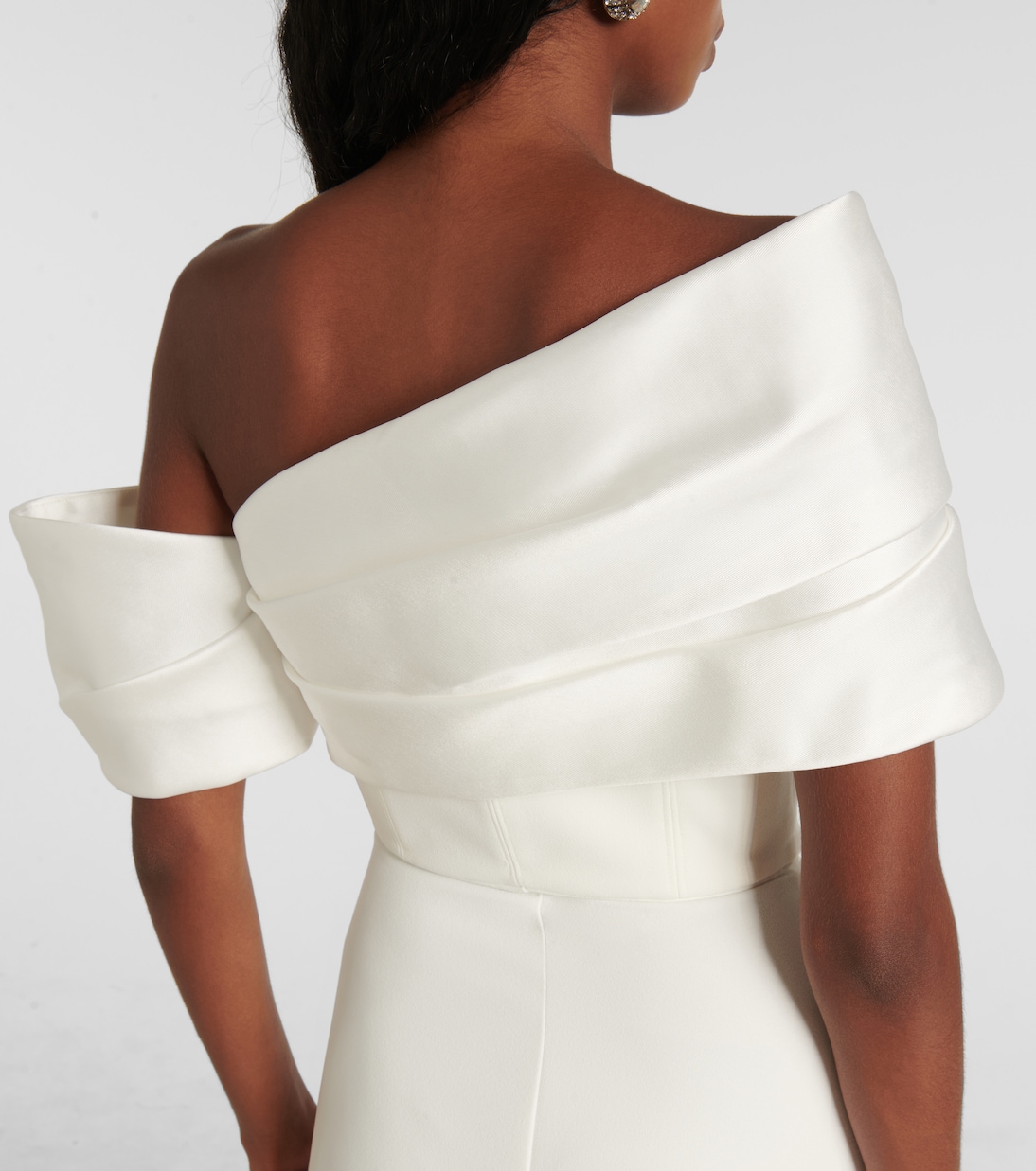 Robe Alexis aus Twill und Crêpe | Solace London