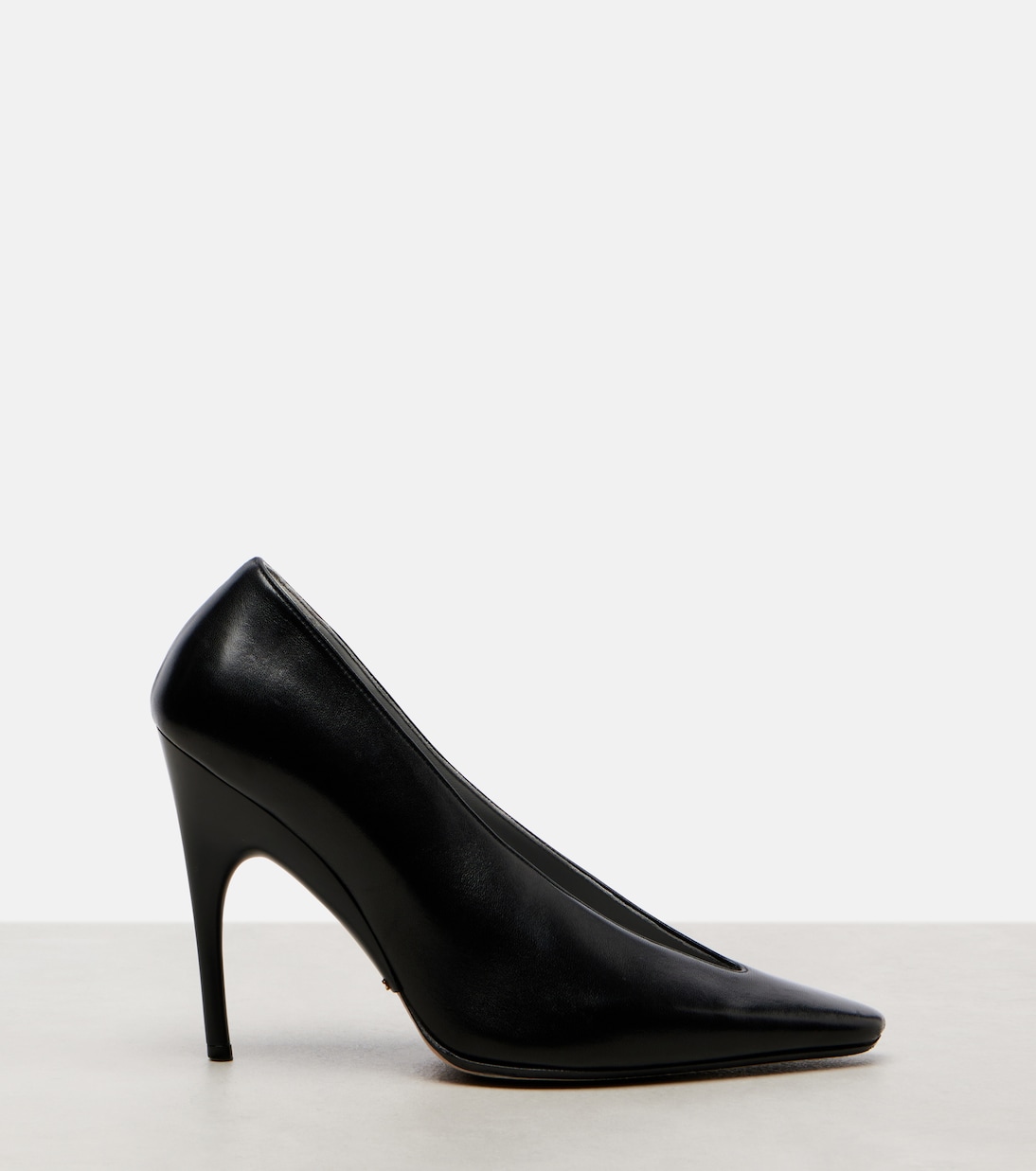 Duchesse leather pumps | Balenciaga