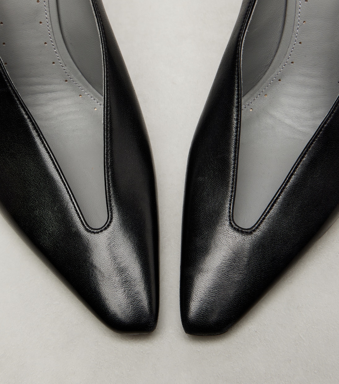 Duchesse leather pumps | Balenciaga