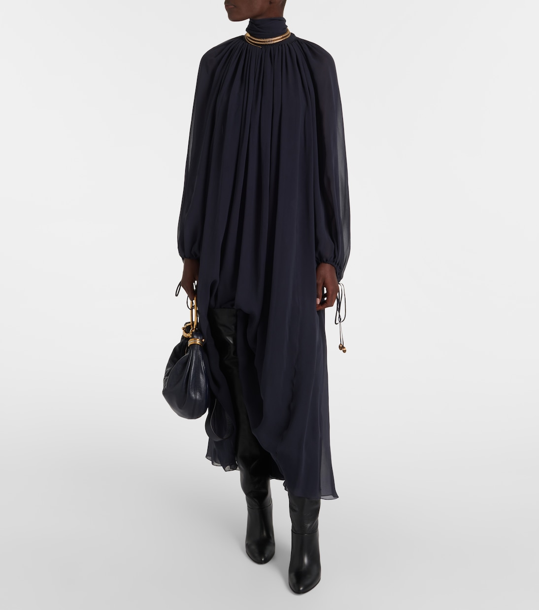 Vestido Largo de Seda Georgette de Chloé para Jóvenes Modernos