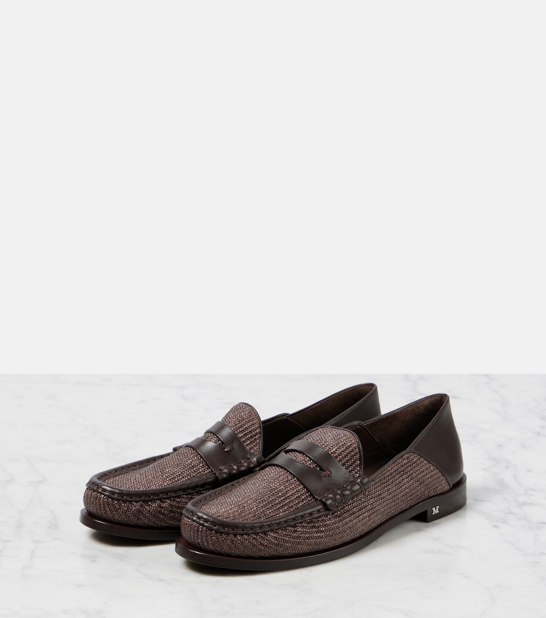 Scarpe penny loafers MAX MARA con effetto rafia, stile giovane e moderno