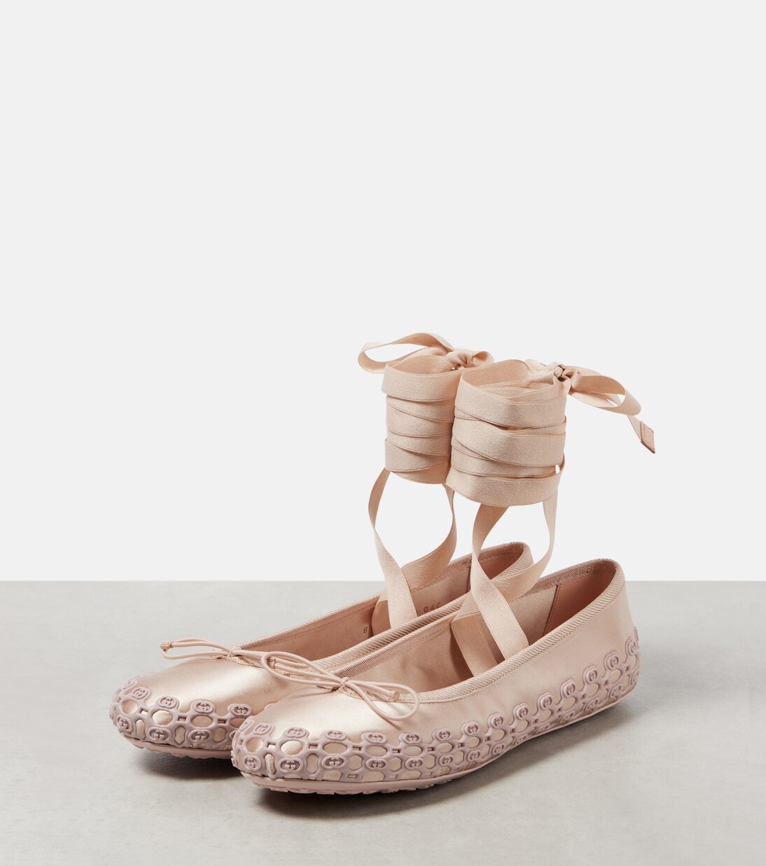 Scarpe ballerine GUCCI Cub3d in raso per uno stile giovane e trendy