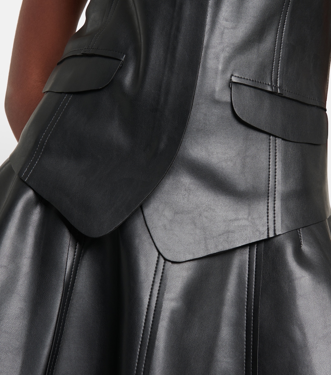 Chaqueta Moderna de Cuero Sintético por Norma Kamali para Jóvenes