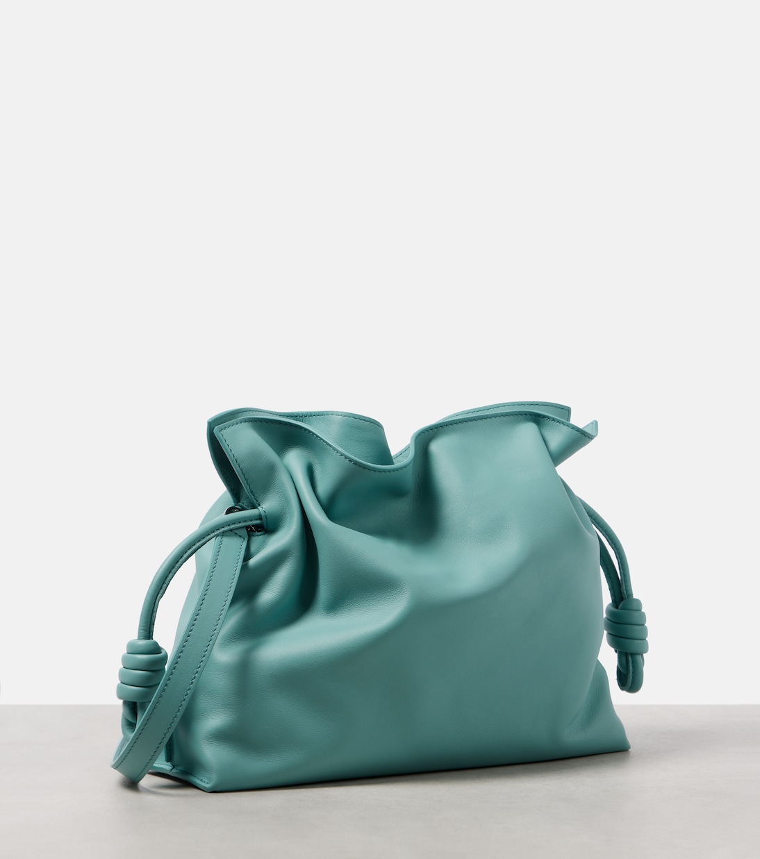 Clutch Flamenco Medium de piel | Loewe