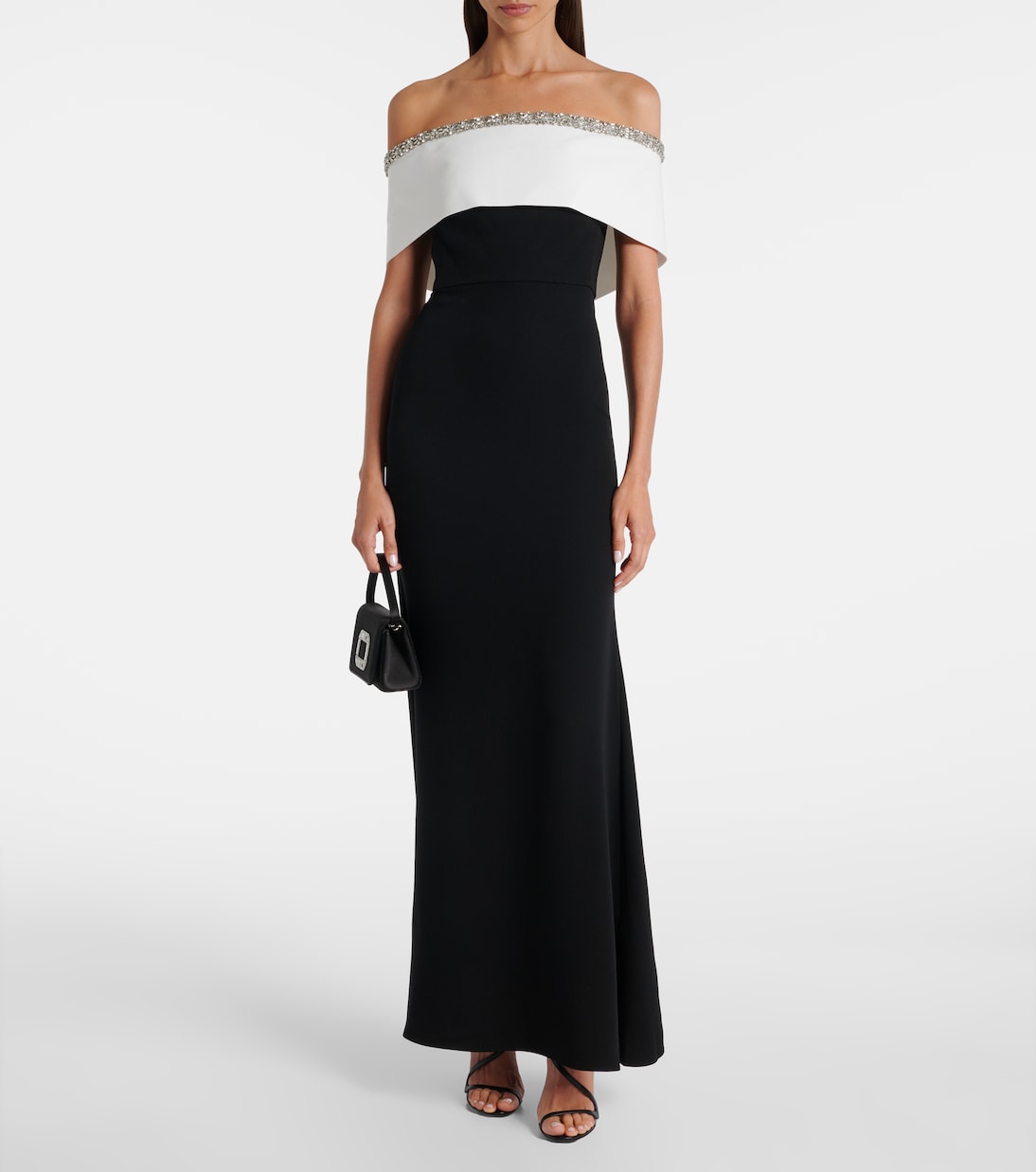 Abito lungo in crêpe di raso con scollo bardot | Roland Mouret