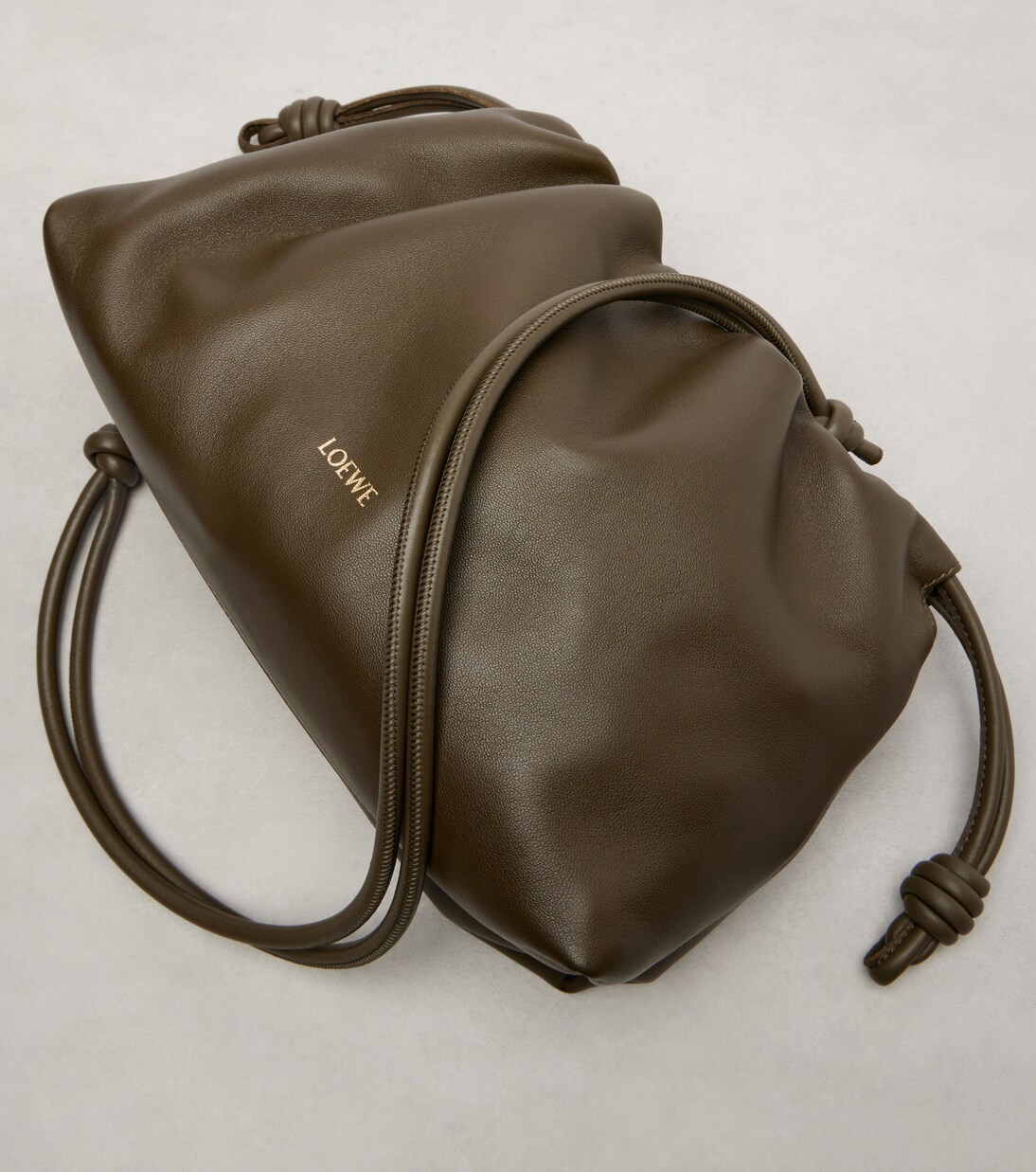 Clutch Flamenco Medium aus Leder | Loewe