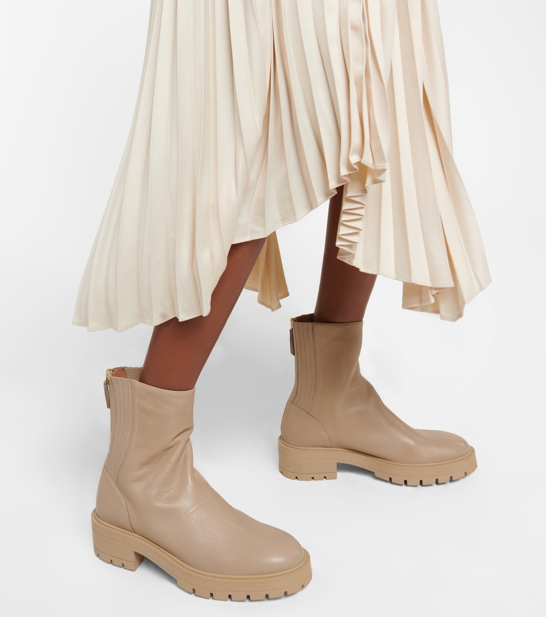 Saint Honoré leather ankle boots | Aquazzura