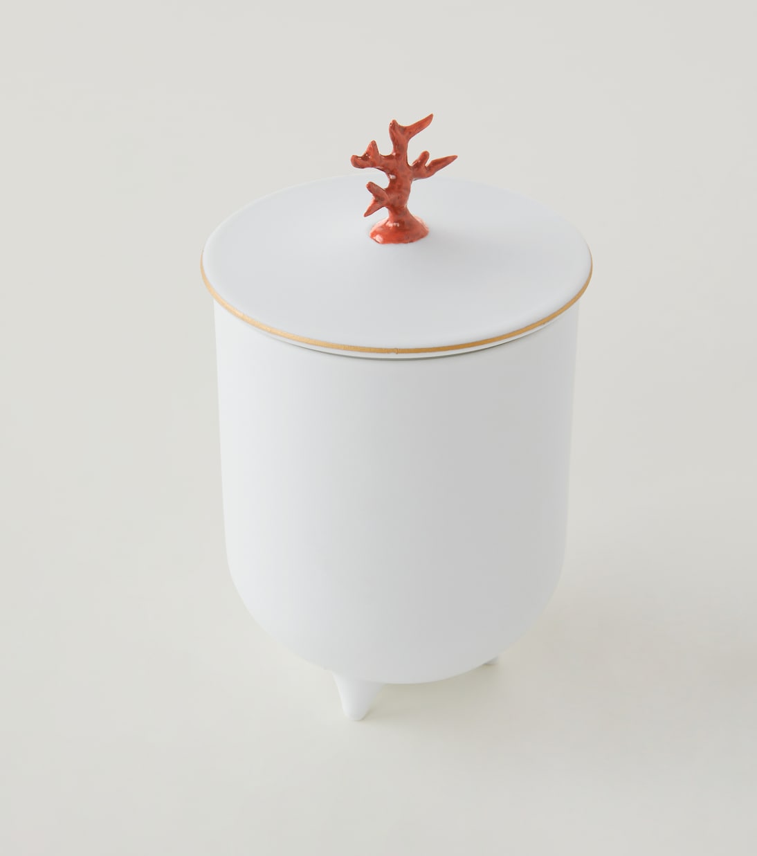 Footed Coral candle | L'Objet