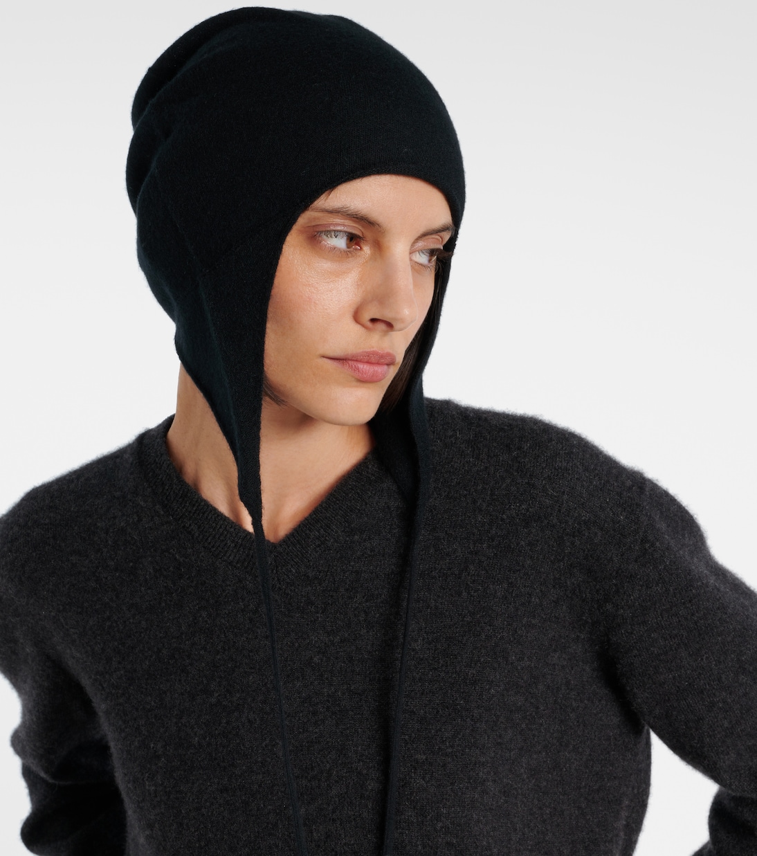 Shiran knitted cashmere hat | The Row