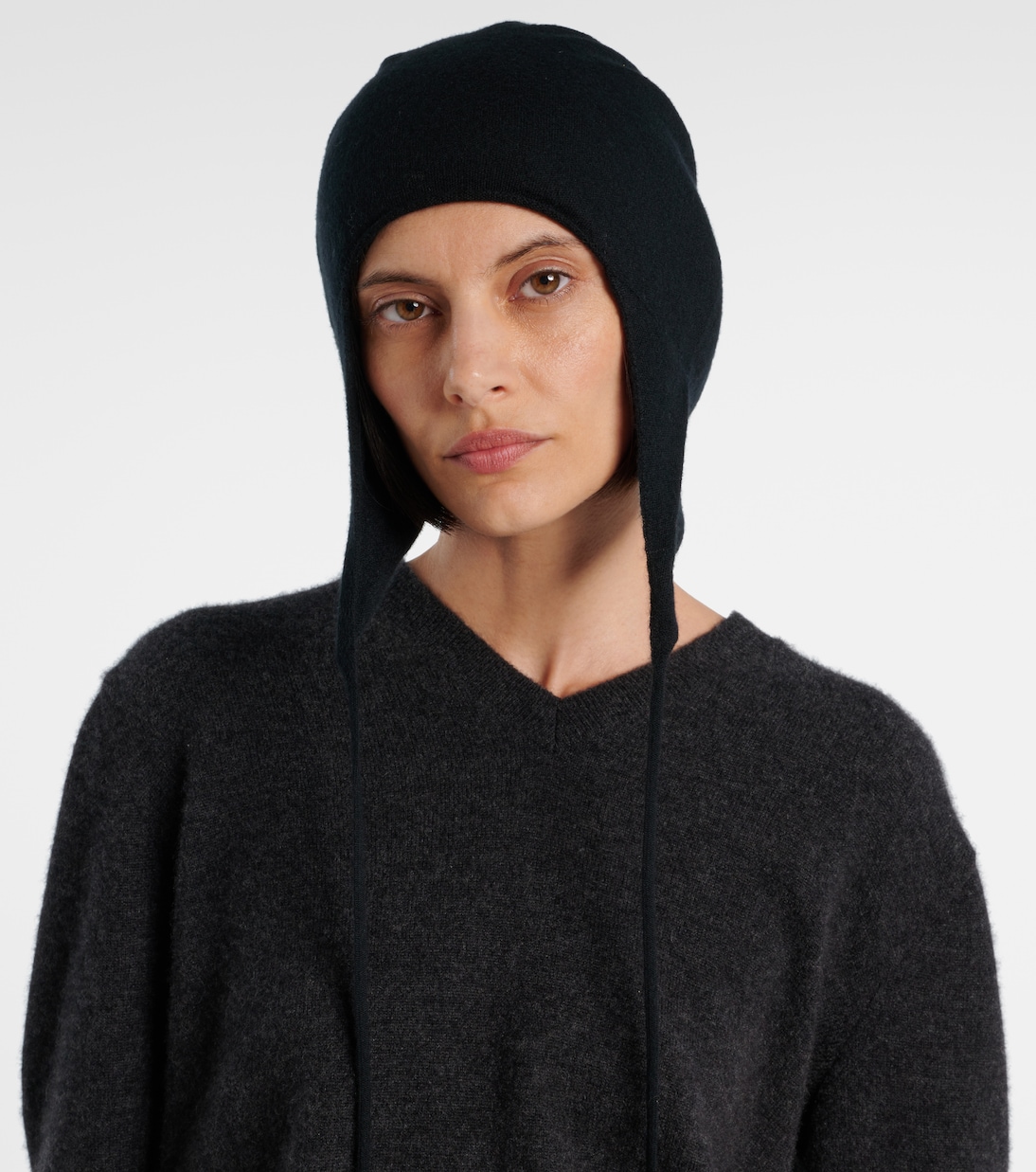 Shiran knitted cashmere hat | The Row