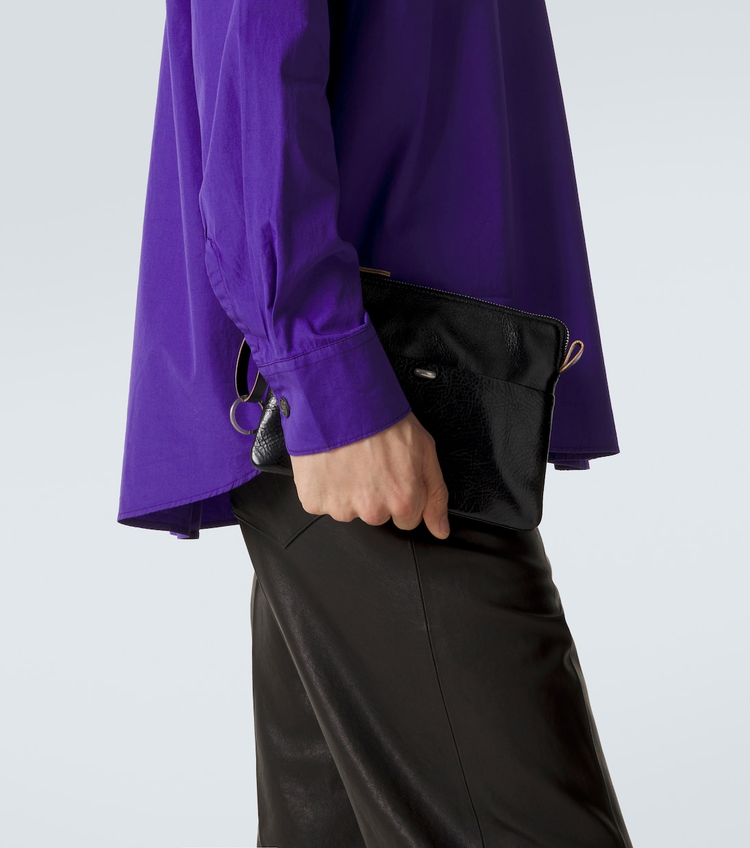 Supporter leather pouch with strap | Our Legacy