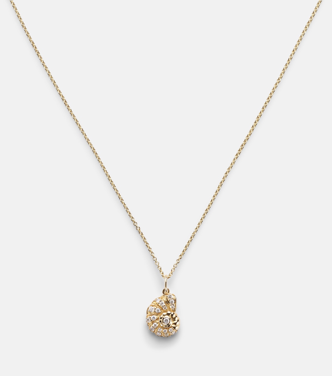 Collana giovanile con pendente a forma di conchiglia Nautilus in oro 14kt, impreziosita da diamanti scintillanti.