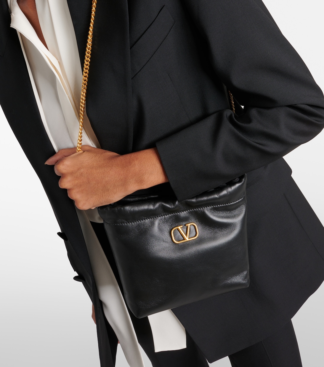VLogo Signature Mini leather pouch | Valentino Garavani