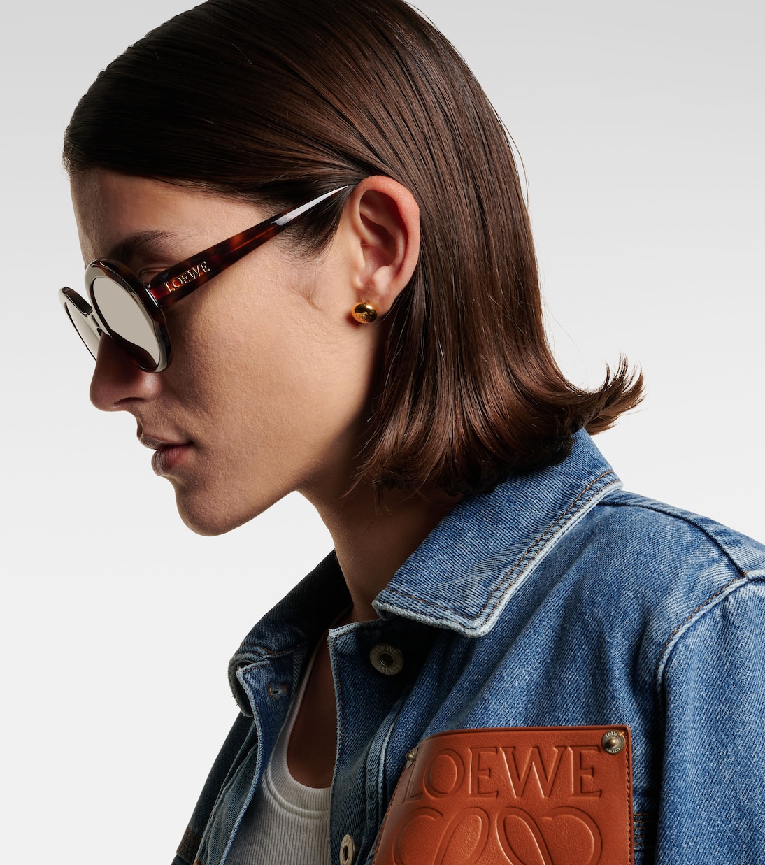Occhiali da sole LOEWE Round Slim, design ampio e giovanile