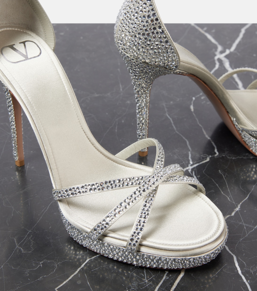 Eveninglam 115 embellished satin sandals | Valentino Garavani