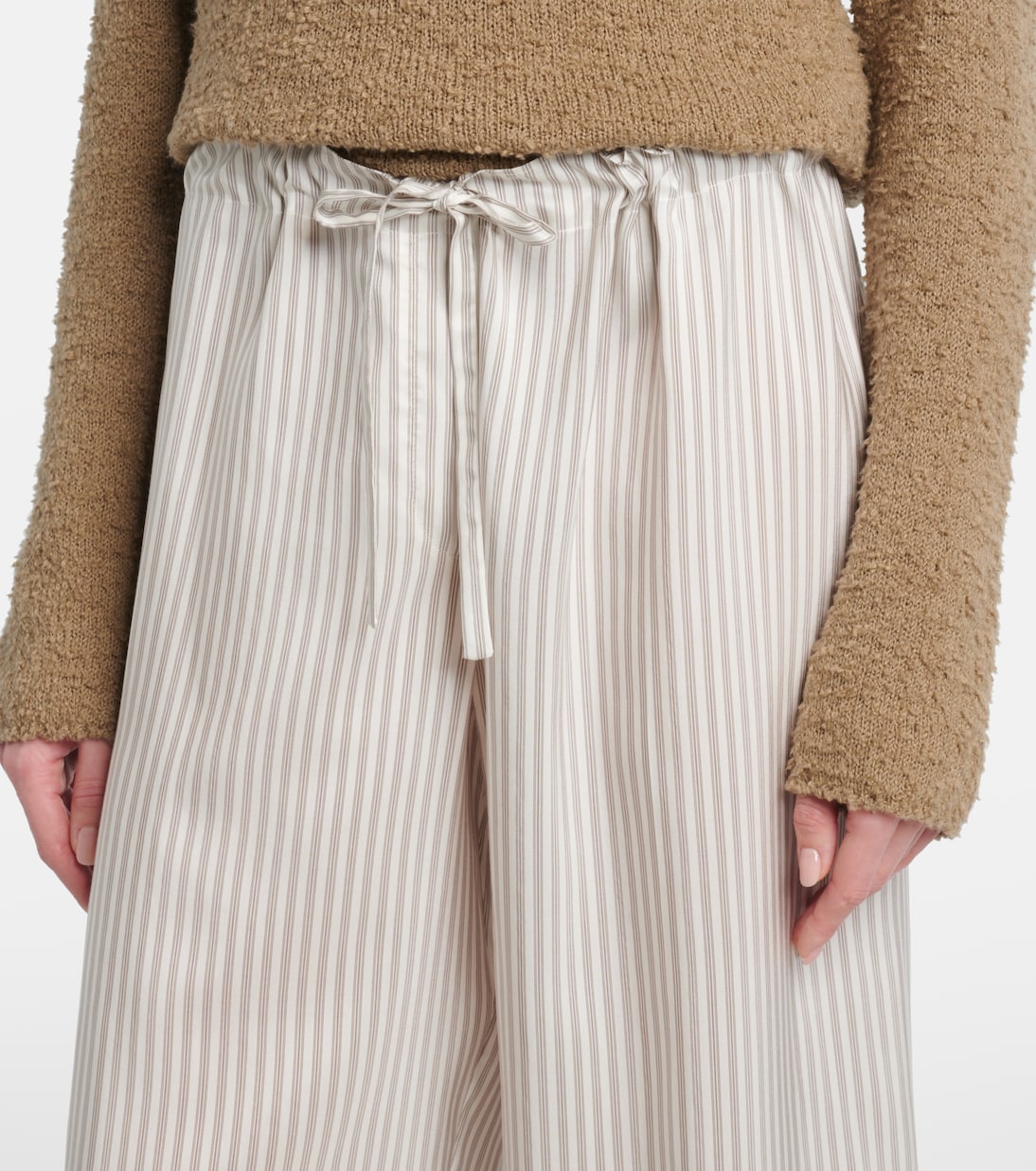 Pantalones anchos Yayah de seda a rayas | The Row