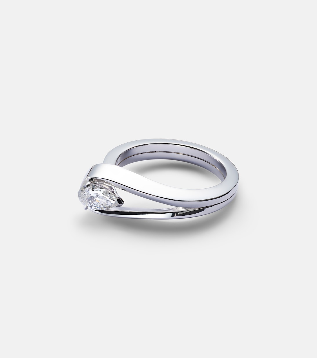 Anello Serti Inversé in oro bianco 18kt con diamante | Repossi