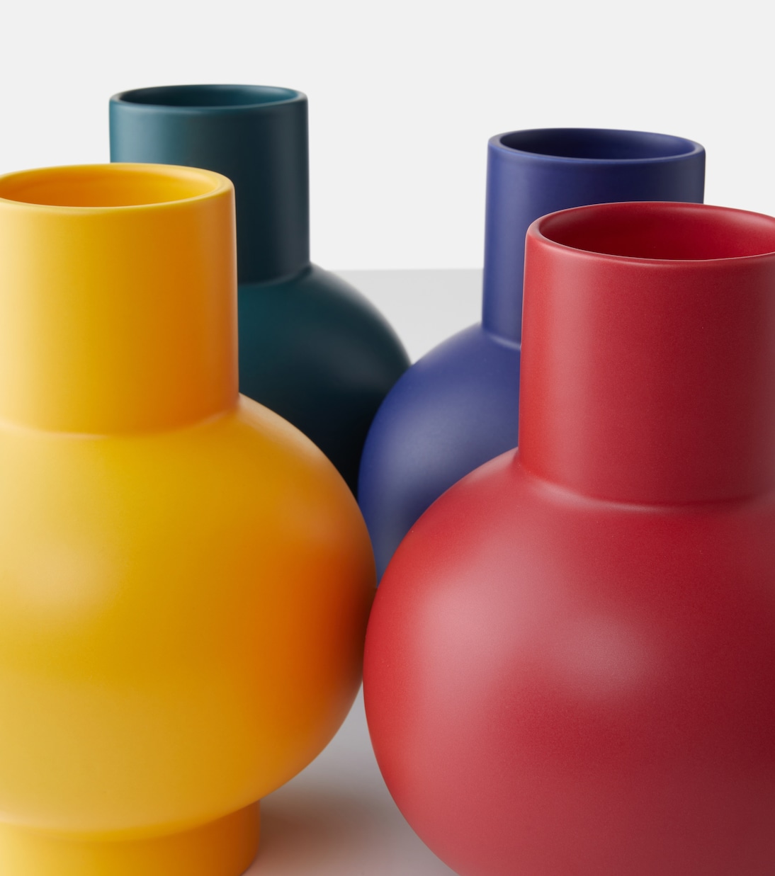 Strøm Large vase by Nicholai Wiig-Hansen | Raawii