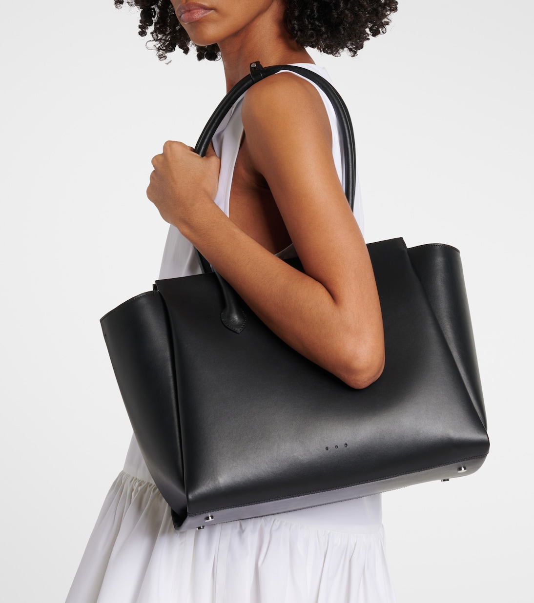 Tote Ekme 24 Medium aus Leder | Aesther Ekme