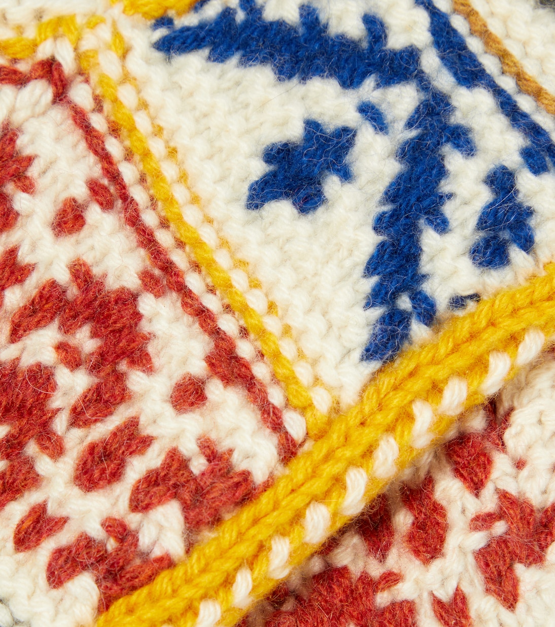 Guanti in cashmere jacquard Bernina by Loro Piana, stile giovane e raffinato