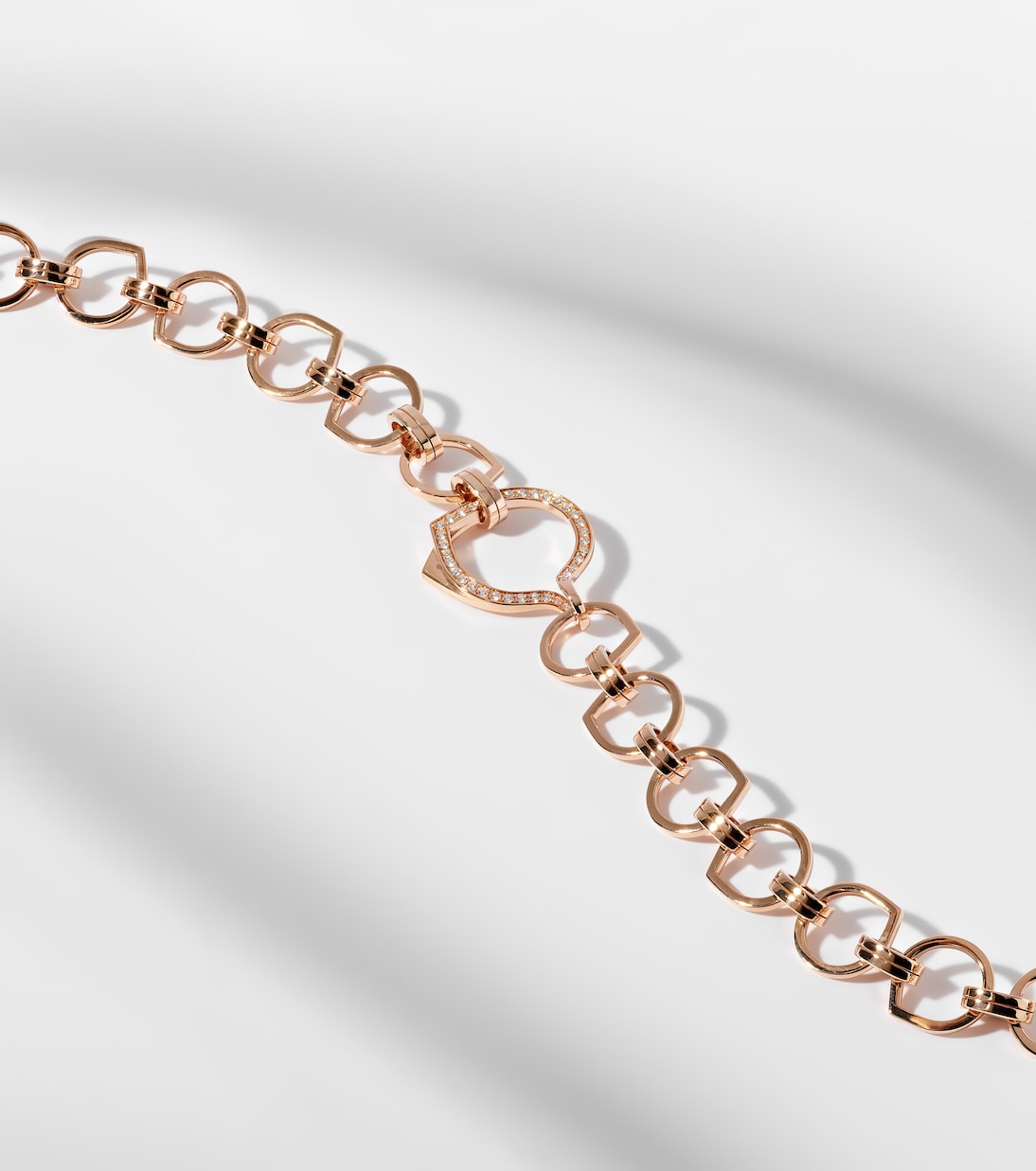 Collana in oro rosa 18kt REPOSSI Antifer con diamanti, eleganza giovanile