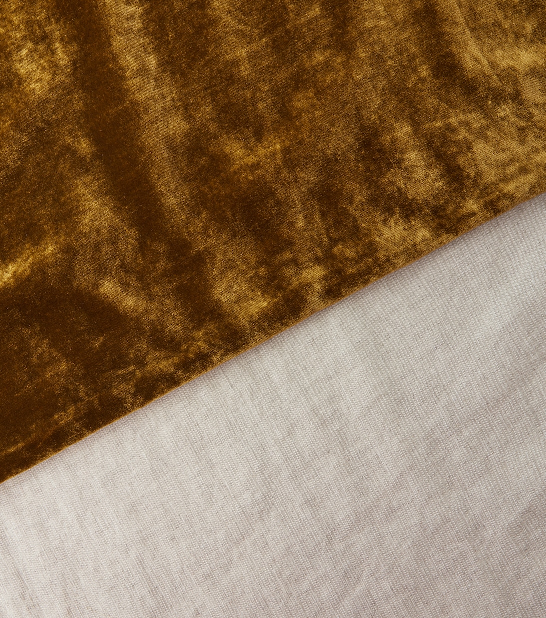 Linen and velvet tablecloth | Once Milano