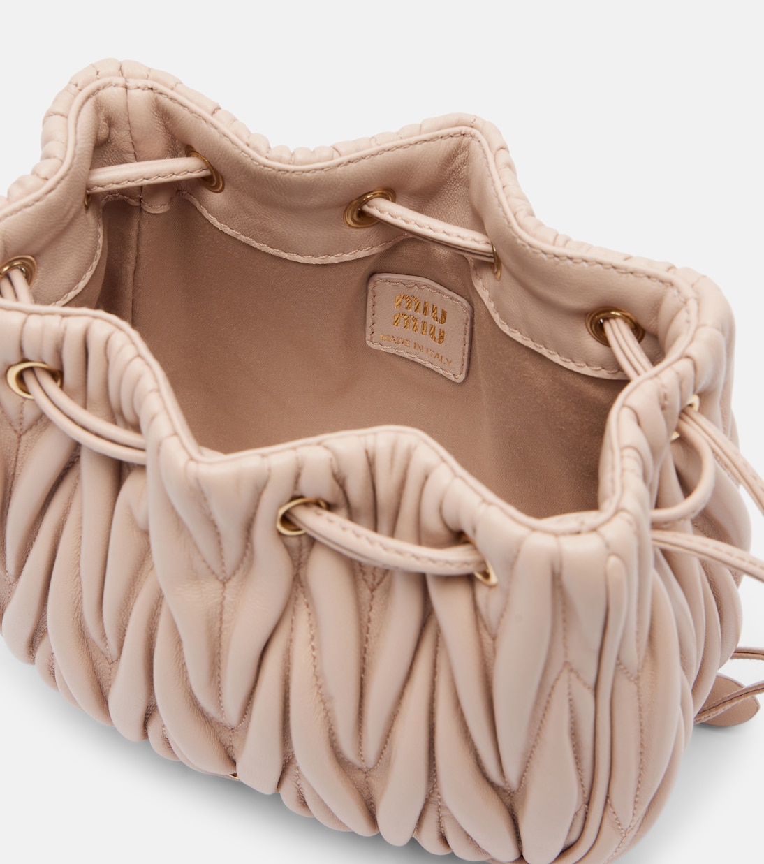 Matelassé leather clutch | Miu Miu