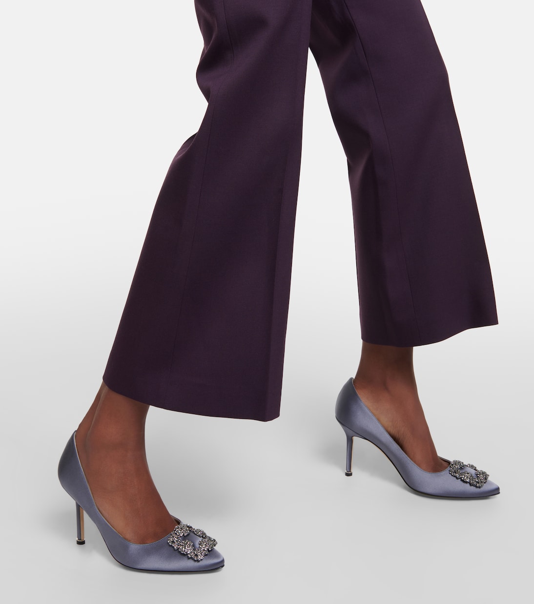 Pumps Hangisi 90 aus Satin mit Kristallen | Manolo Blahnik