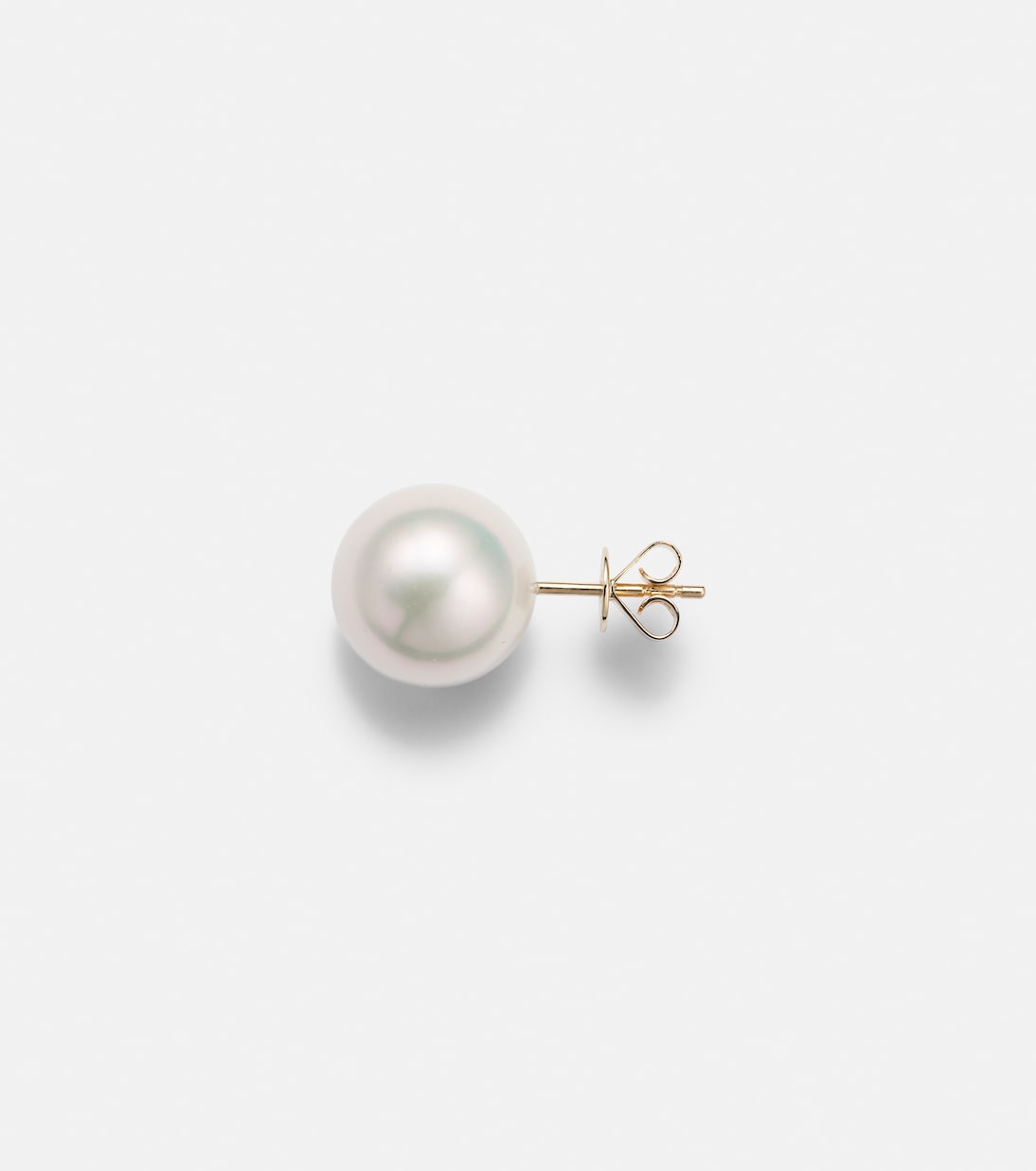14kt gold single earring with freshwater pearl | Sophie Bille Brahe