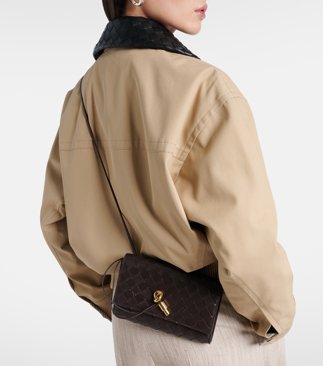 Andiamo Intrecciato leather pouch | Bottega Veneta