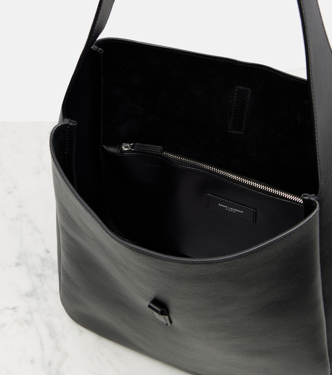 Le 5 à 7 Supple Large leather shoulder bag | Saint Laurent