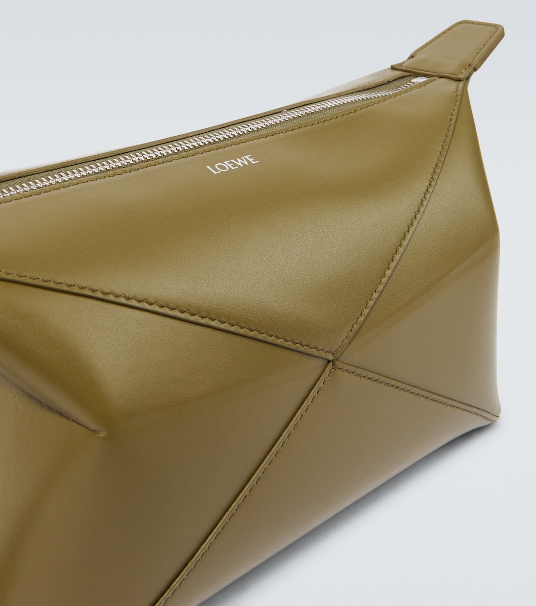 Kosmetiketui Puzzle Fold aus Leder | Loewe
