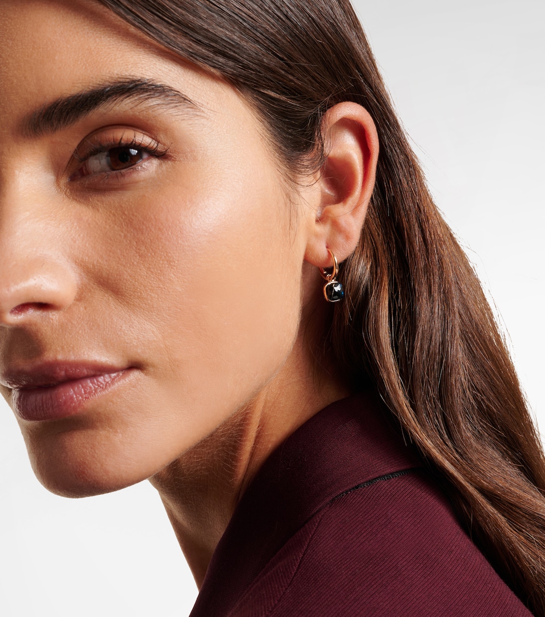 Boucles d'oreilles Nudo Mini en or rose 18 ct et topazes | Pomellato