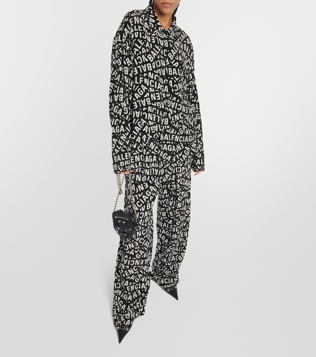 Pantalones Balenciaga de corte alto y pierna ancha con logo distintivo