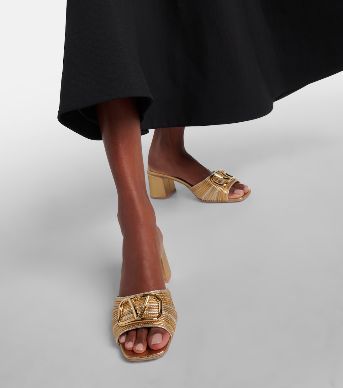 Mules VLogo Signature 60 métallisées | Valentino Garavani