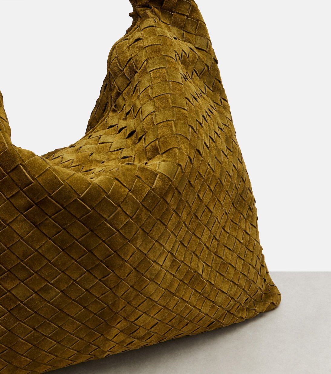 Sac Hop Large en daim Intrecciato  | Bottega Veneta