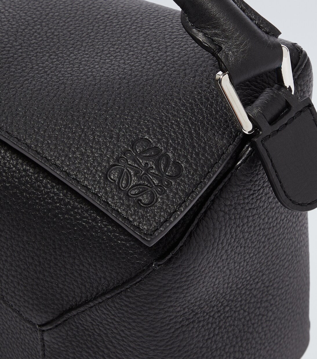 Loewe puzzle leather shoulder bag online