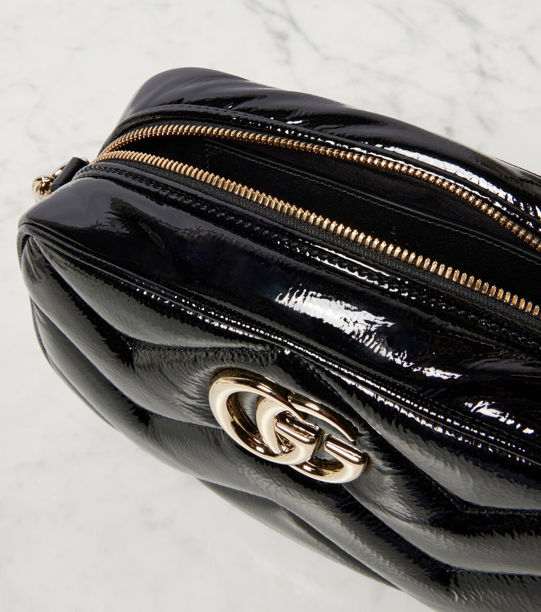 Schultertasche GG Marmont Mini aus Lackleder in Schwarz Gucci Mytheresa