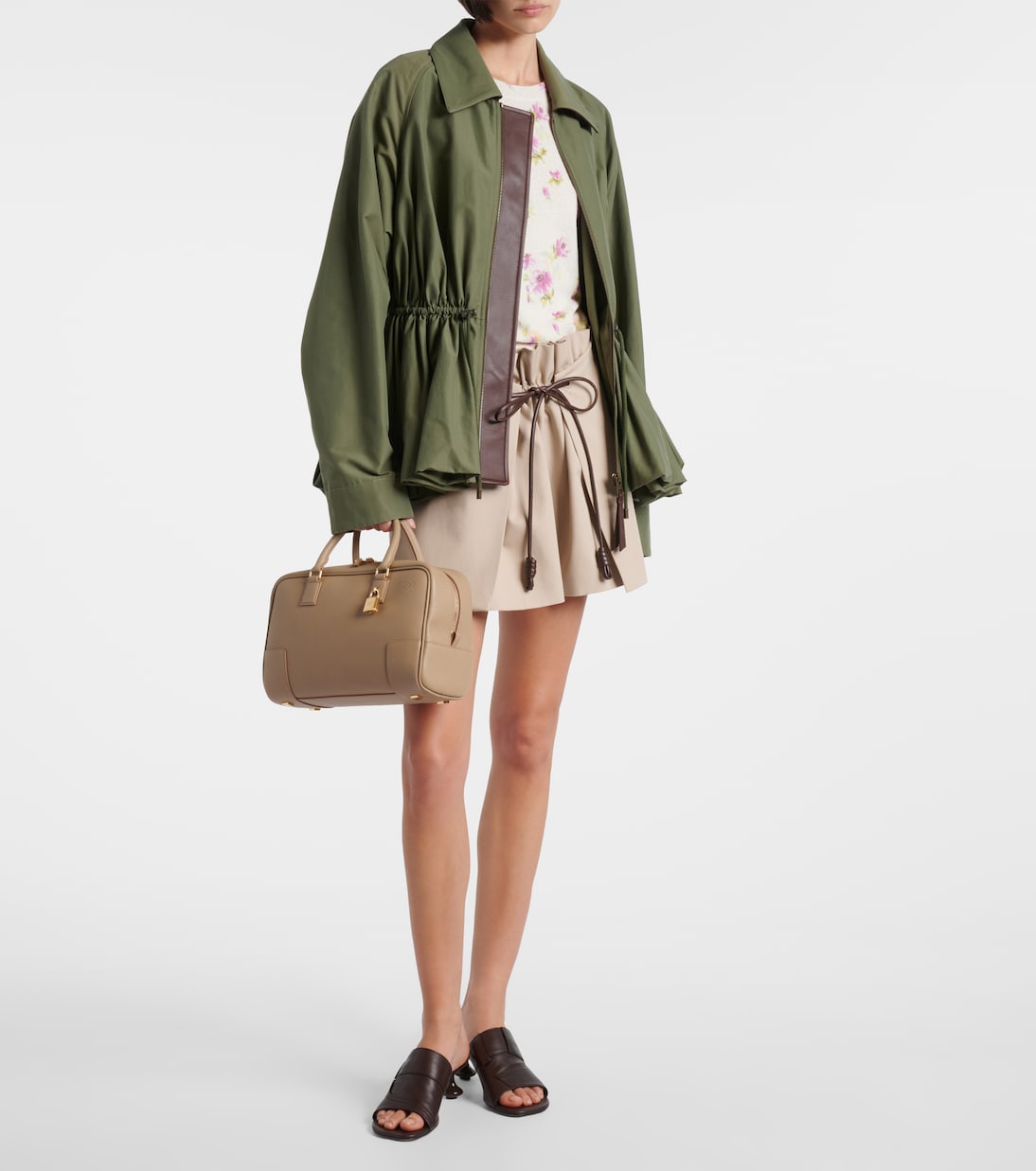 Amazona 28 leather tote bag | Loewe