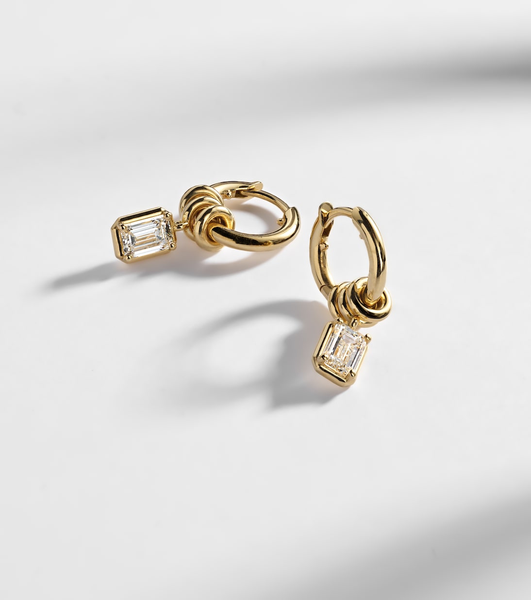 Ohrringe Zahra aus 18kt Gelbgold mit Diamanten | Spinelli Kilcollin