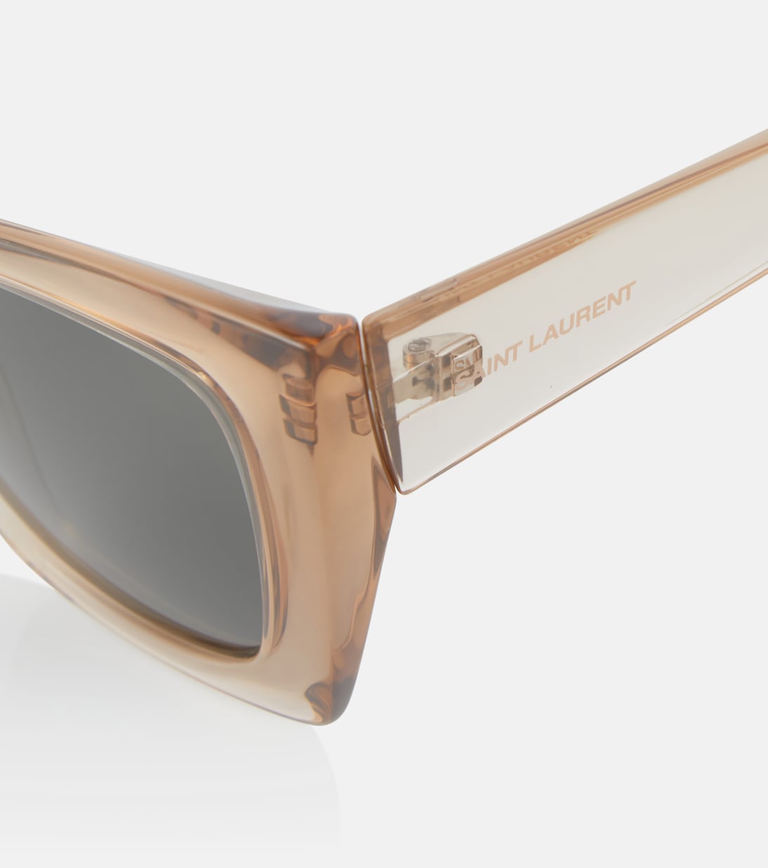 Occhiali da sole Saint Laurent SL 466 a forma di gatto per uno stile giovane e audace