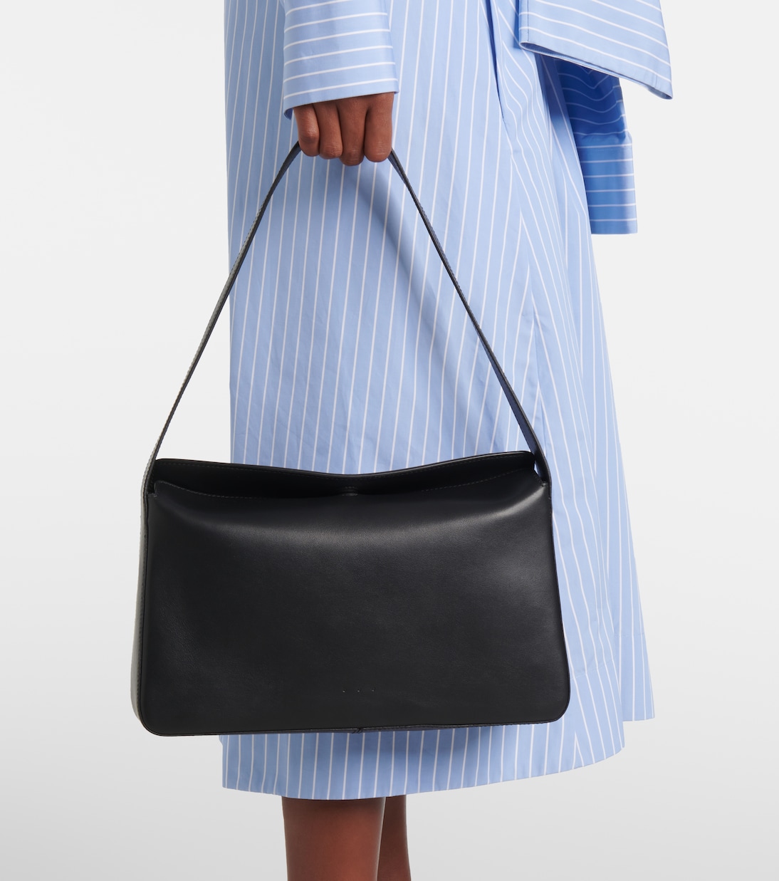Schultertasche Soft aus Leder | Aesther Ekme