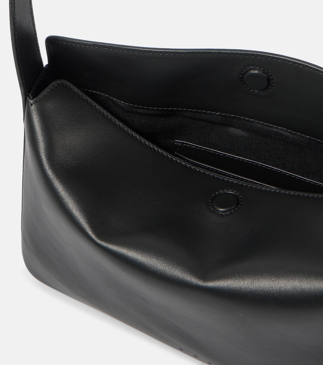 Schultertasche Soft aus Leder | Aesther Ekme