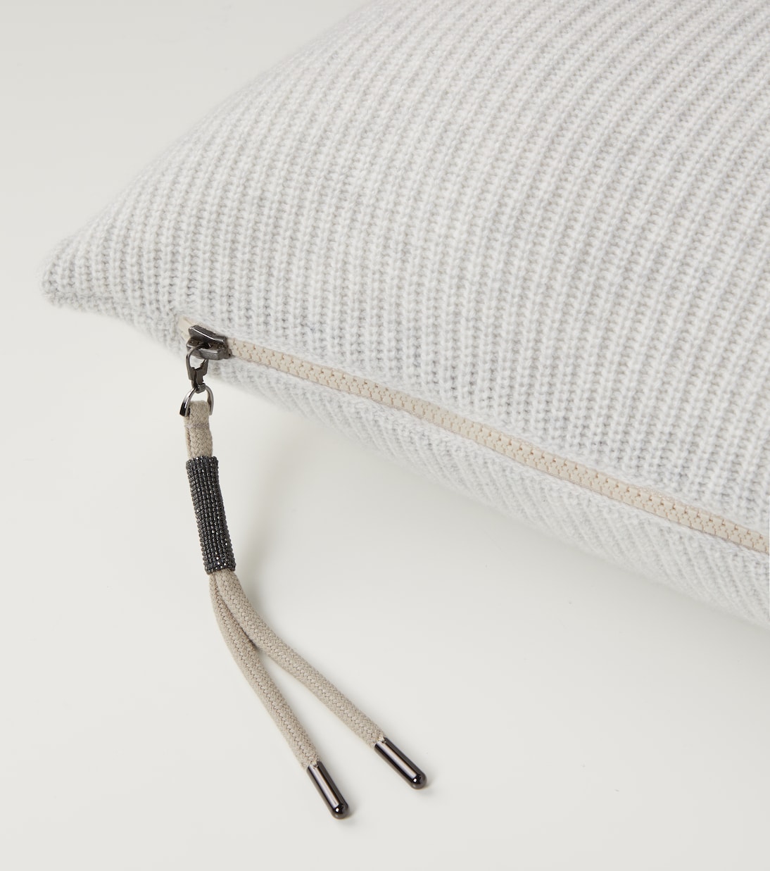 Cuscino in cashmere a coste | Brunello Cucinelli