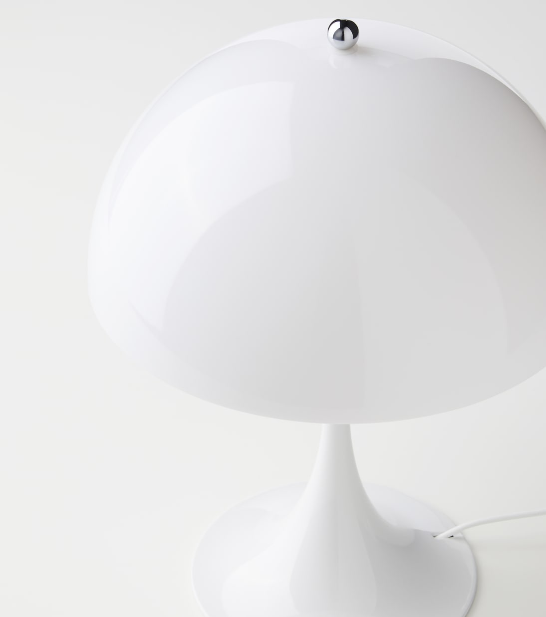 Panthella 250 table lamp by Verner Panton | Louis Poulsen