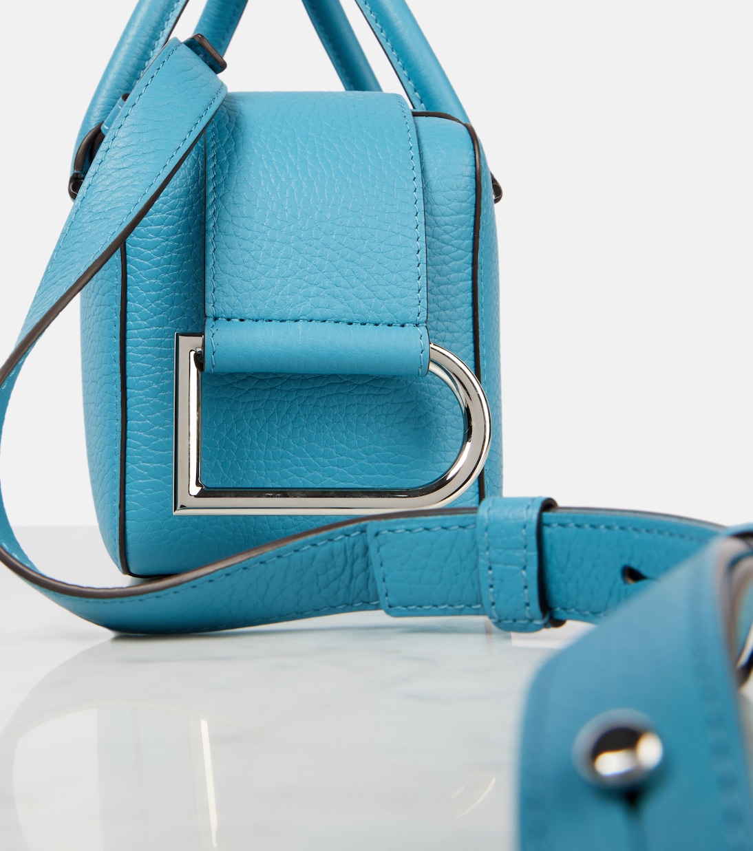 Tote Cool Box Mini aus Leder | Delvaux