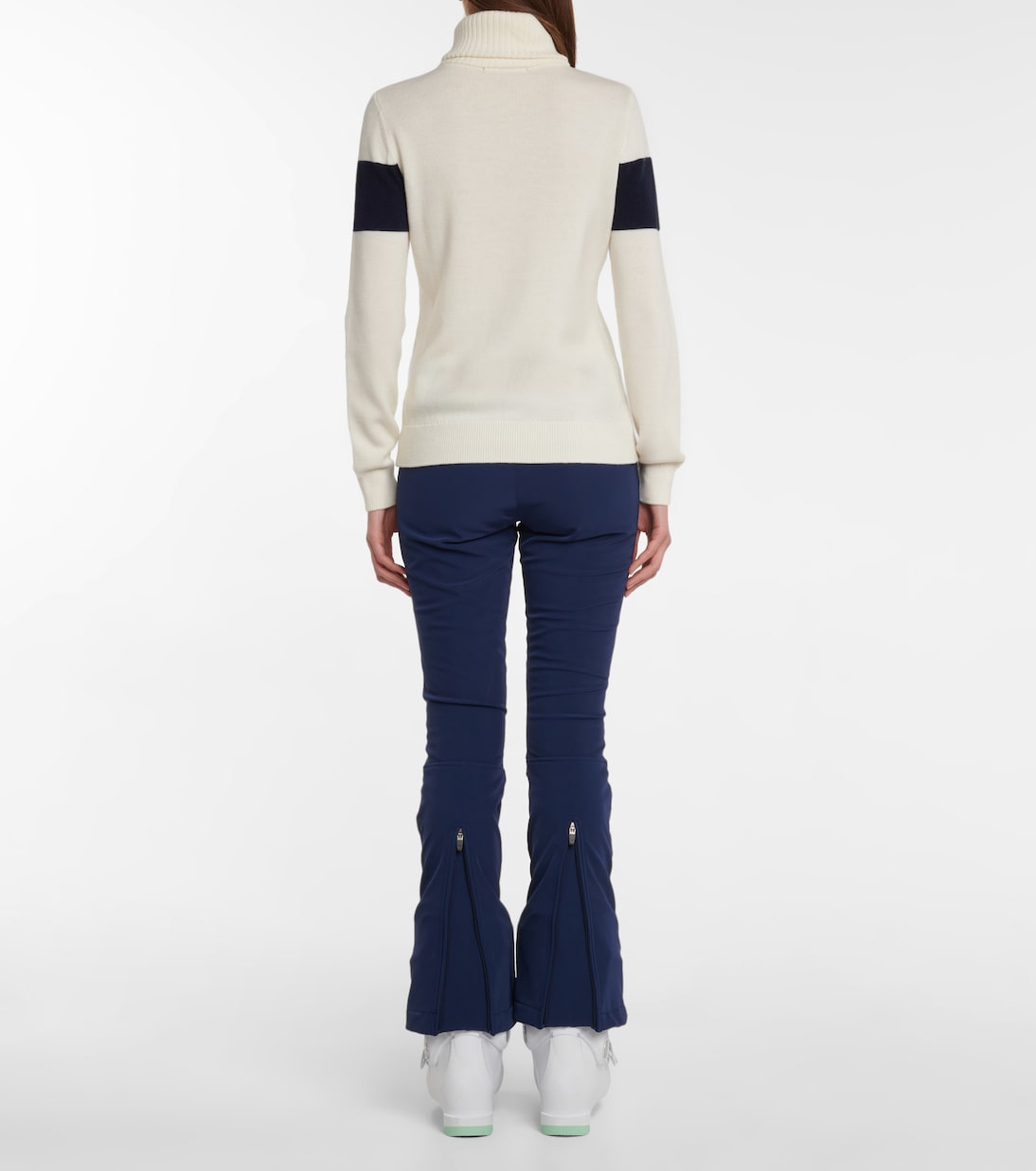 Schild wool turtleneck sweater | Perfect Moment