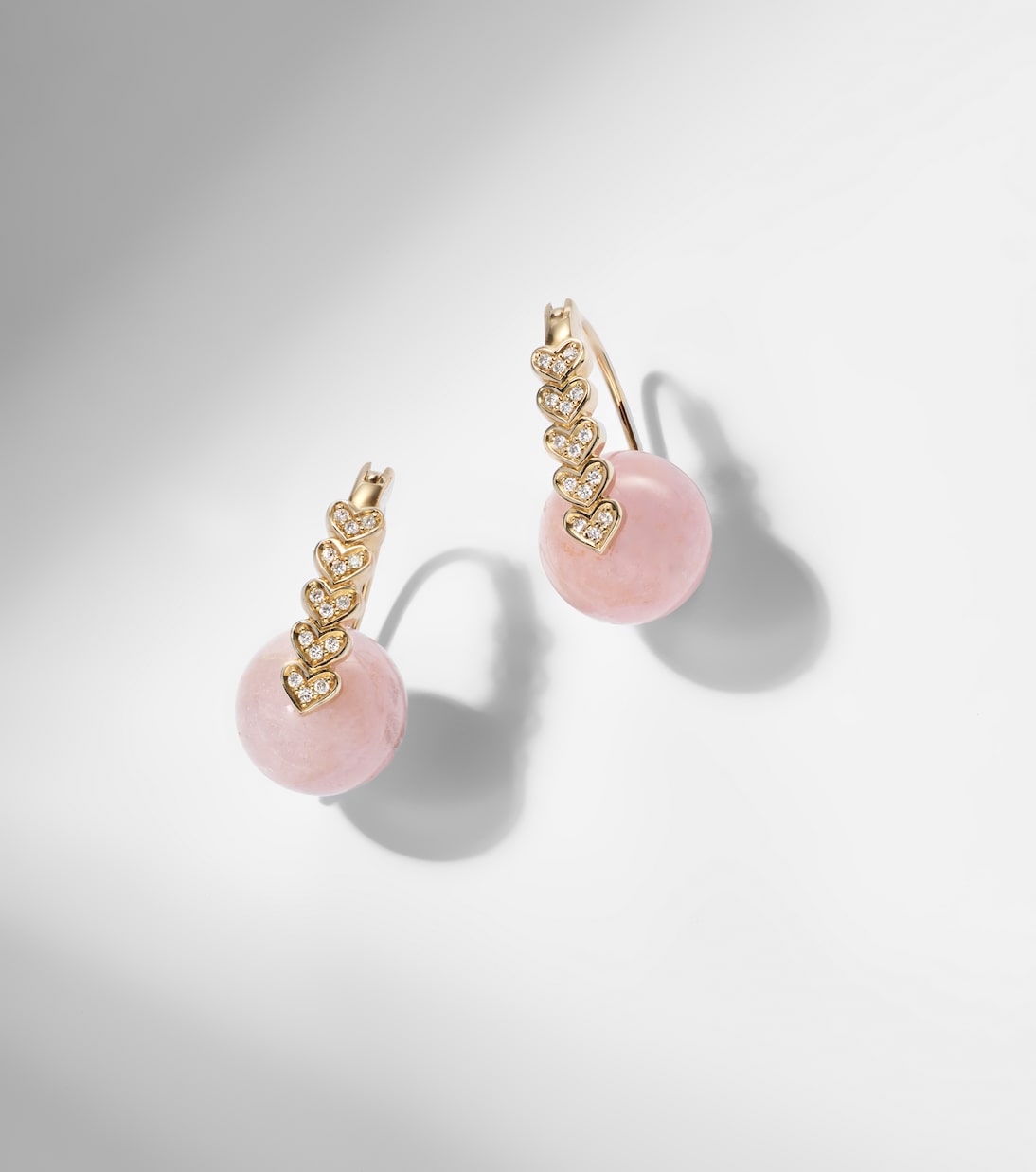 Orecchini in oro 14kt con cuore, diamanti e morganiti - Stile giovane e chic