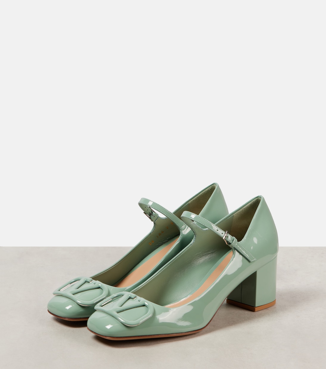 VLogo Signature 60 patent leather pumps | Valentino Garavani