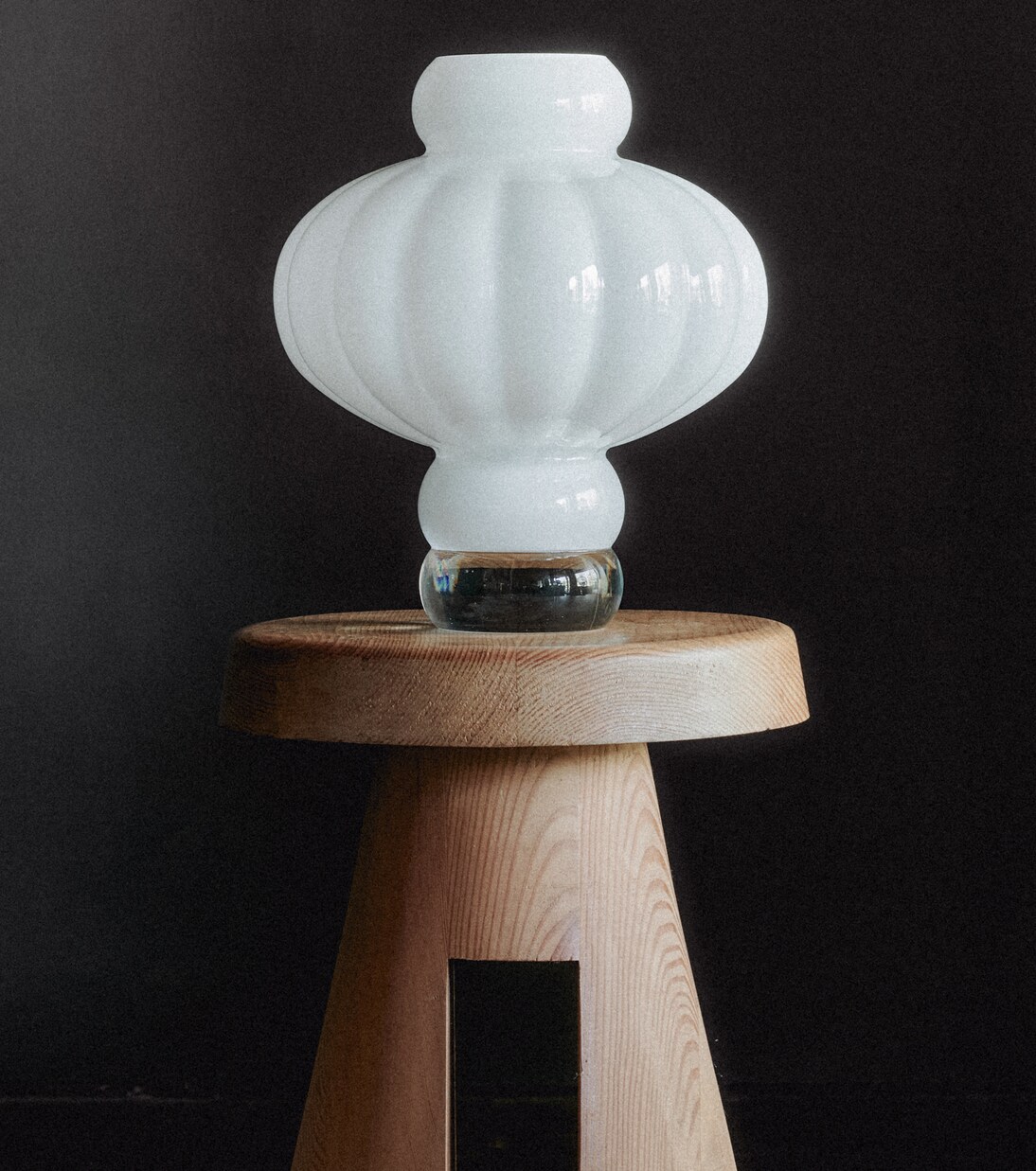 Vase Balloon 08 | Louise Roe